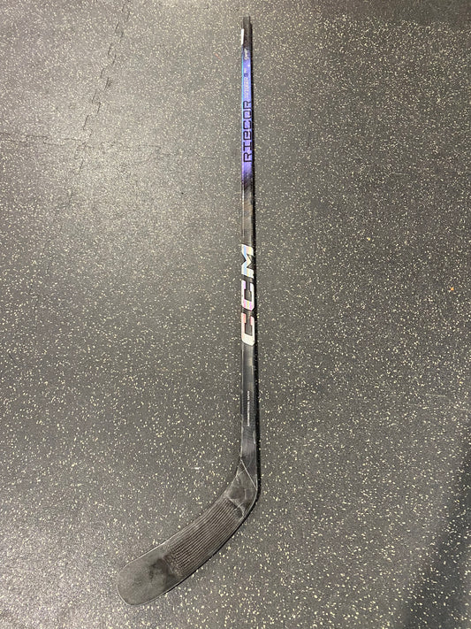 CCM Trigger 8 Pro - Right / 65 Flex / P29 - Refurbished