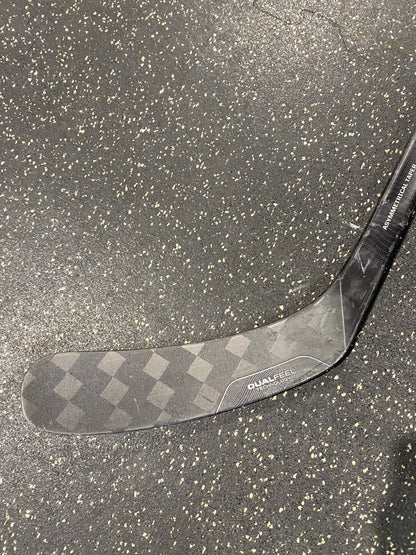 CCM Trigger 8 Pro - Right / 65 Flex / P29 - Refurbished