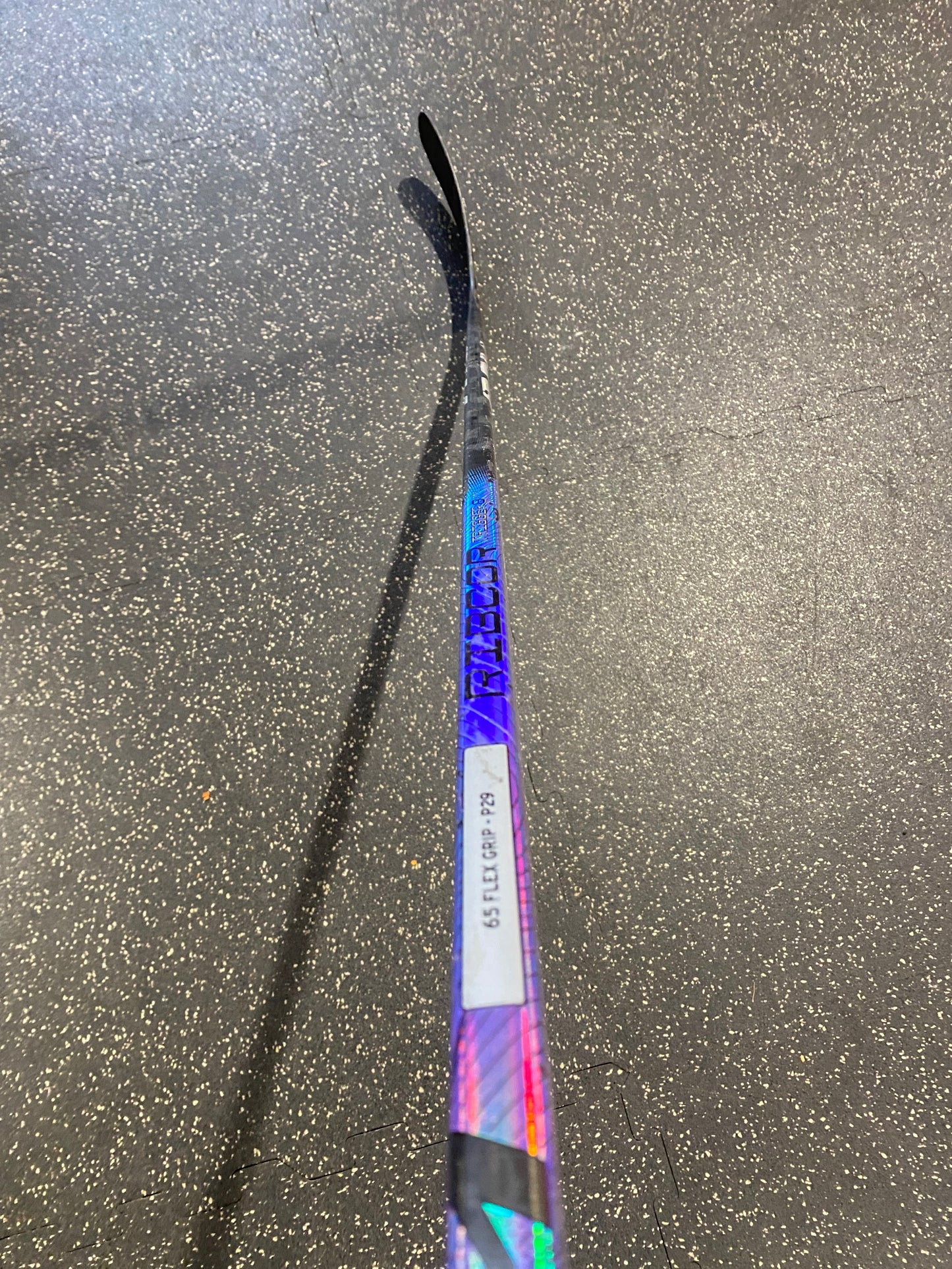 CCM Trigger 8 Pro - Right / 65 Flex / P29 - Refurbished