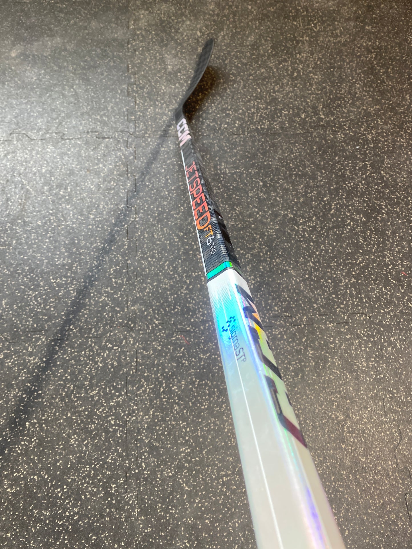 CCM FT6 Pro - Right / 90 Flex / P29 - USED