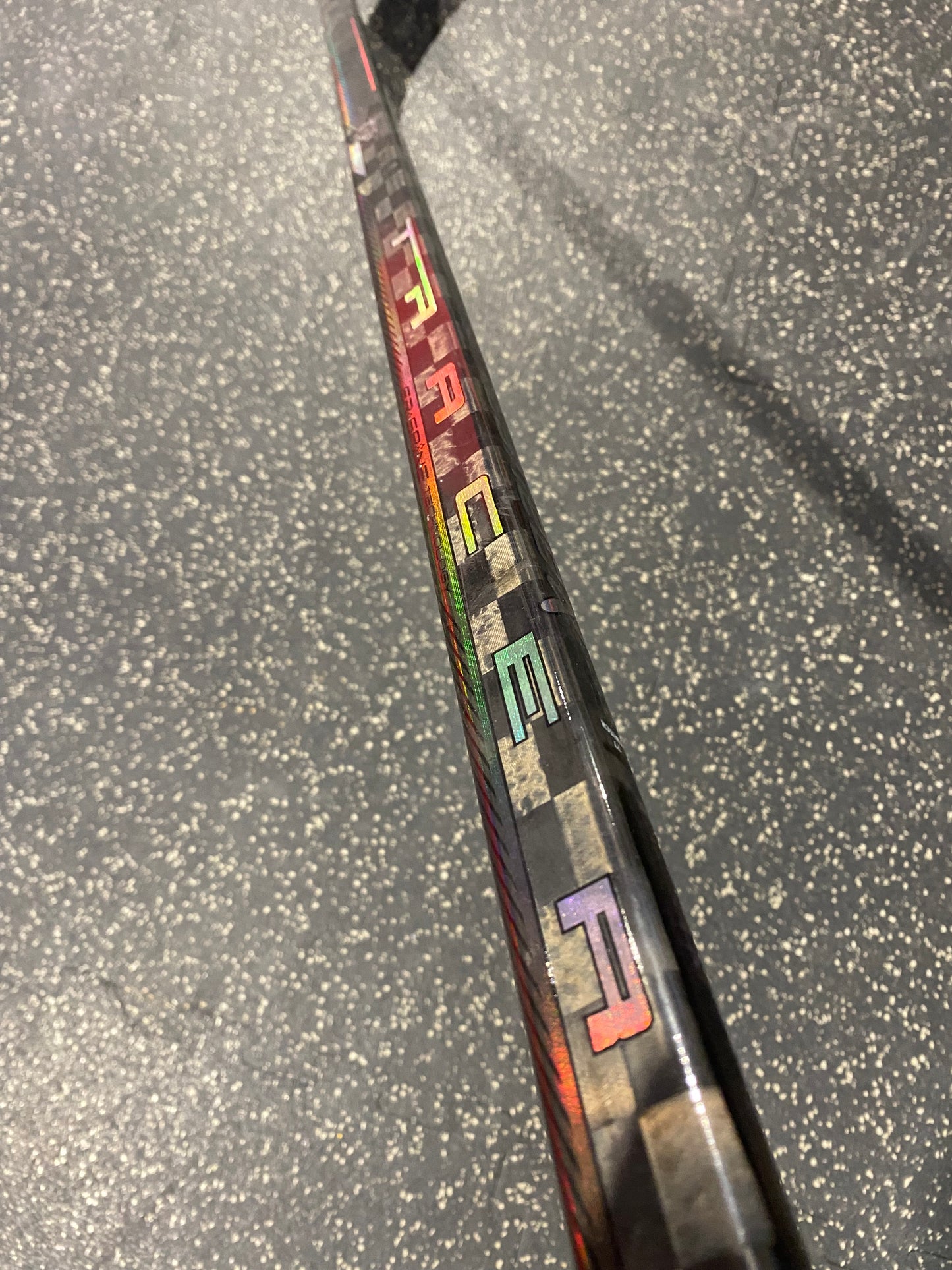 Bauer Twitch (Tracer) - Left / 77 Flex / P28 - Refurbished (3178)