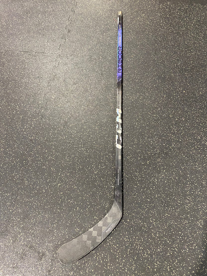 CCM Trigger 8 Pro - Right / 65 Flex / P29 - Refurbished