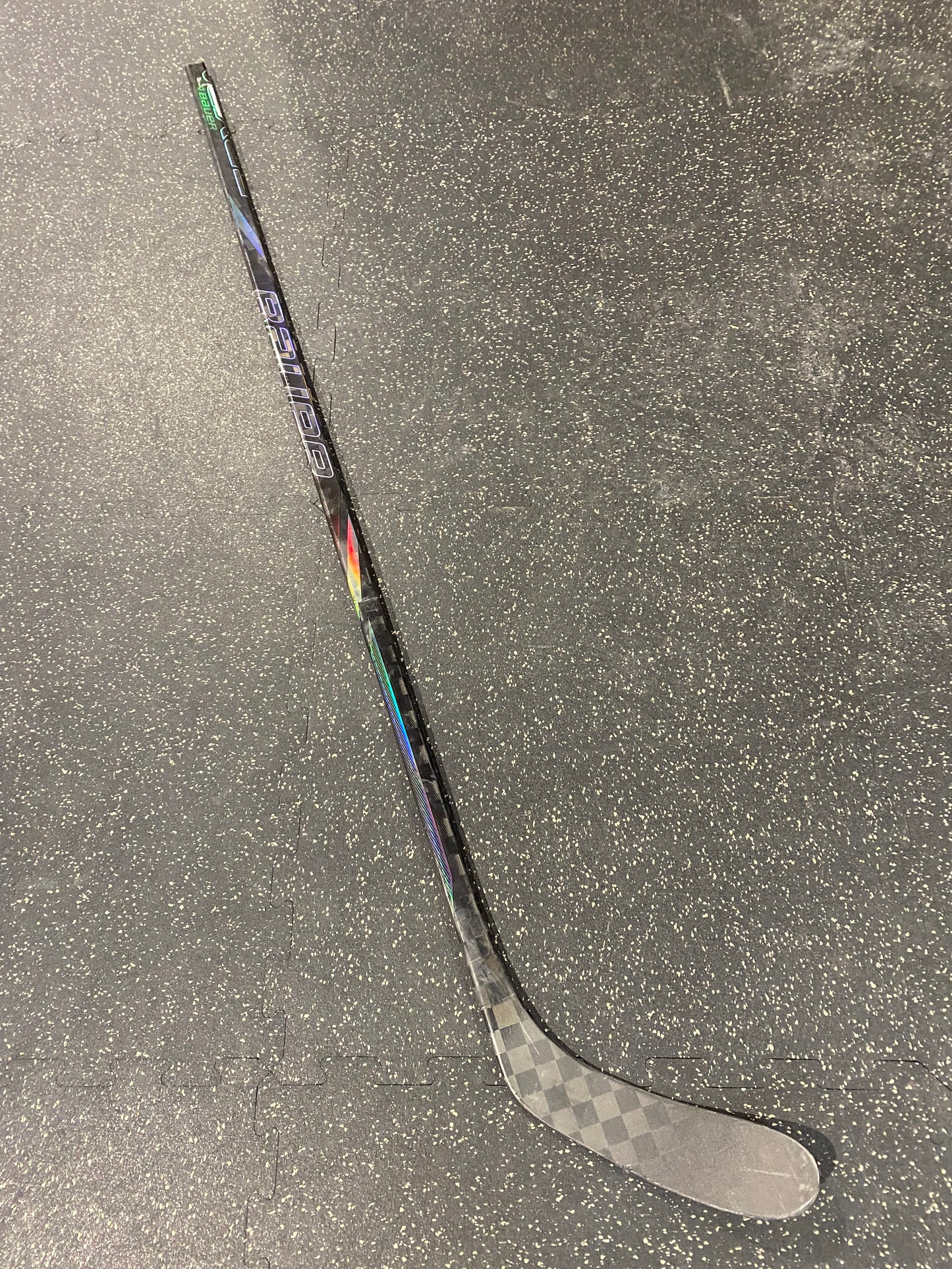 Bauer Twitch (Tracer) - Left / 77 Flex / P28 - Refurbished (3178)