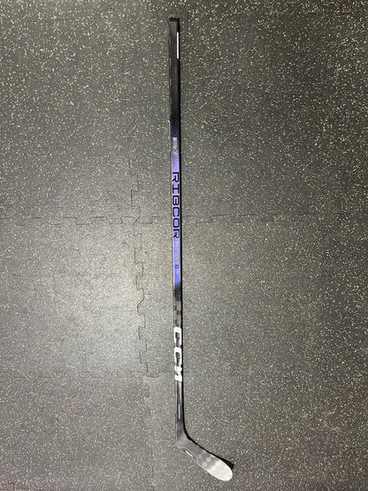CCM Trigger 8 Pro - Left / 75 Flex / P28 - Refurbished